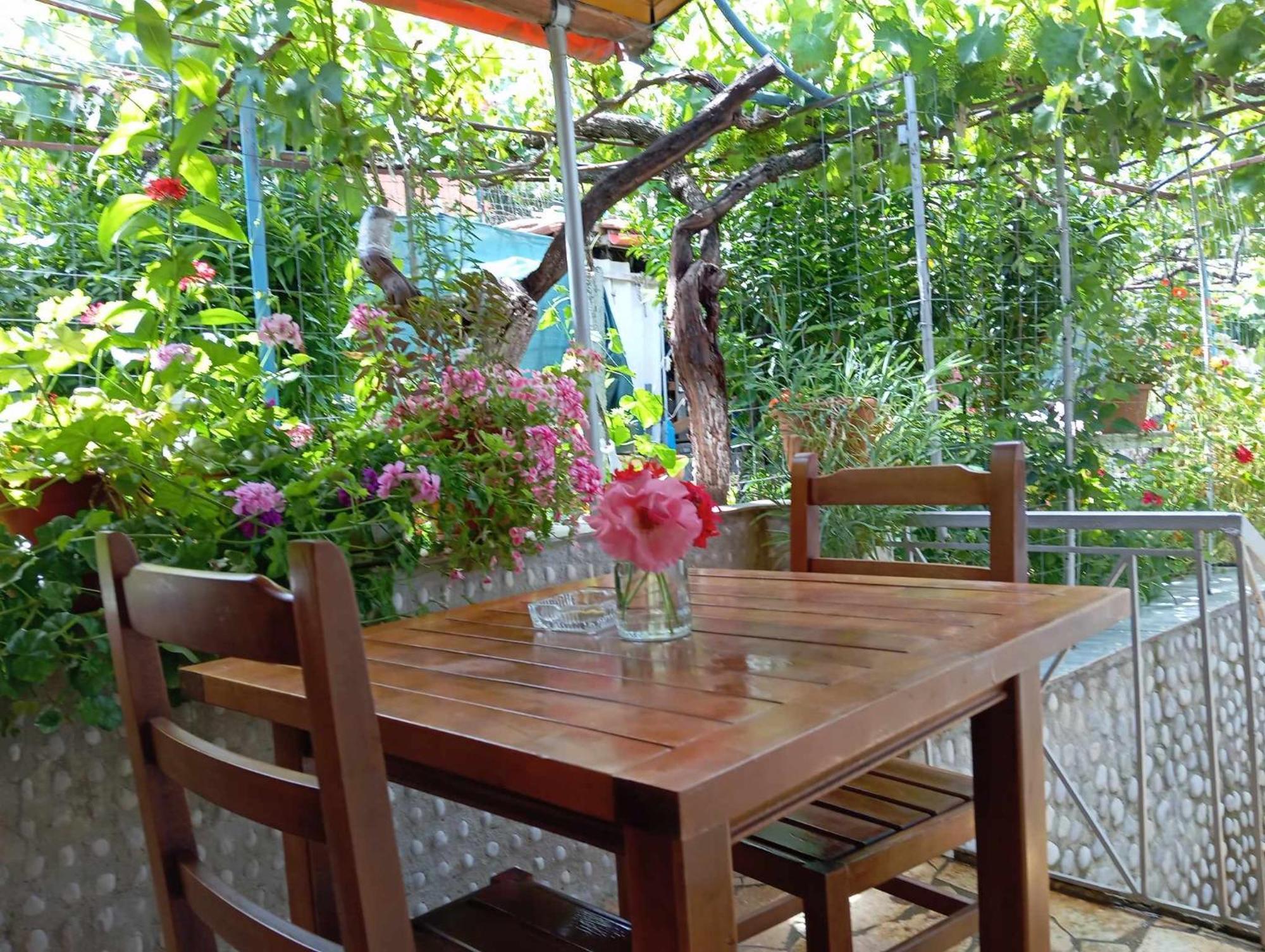 Relaxation Place Hotel Himare Buitenkant foto