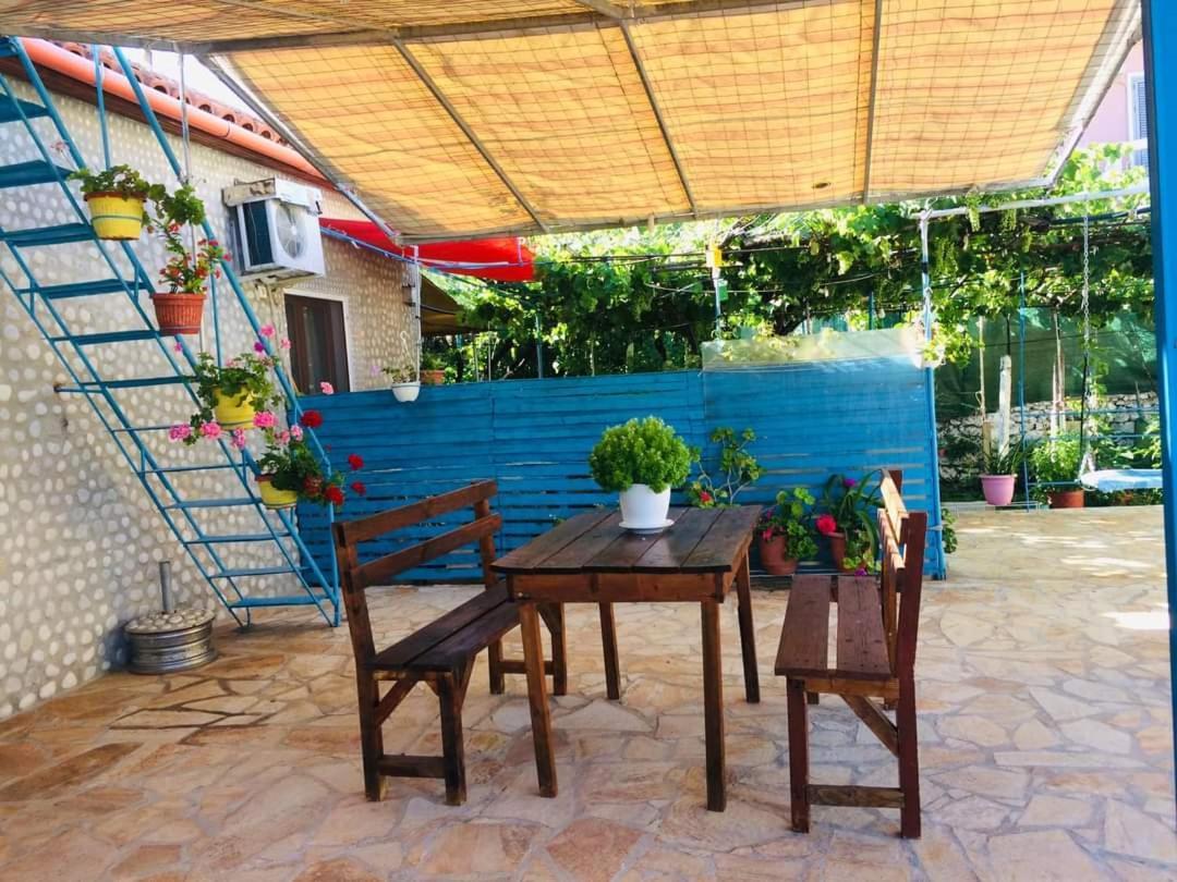 Relaxation Place Hotel Himare Buitenkant foto