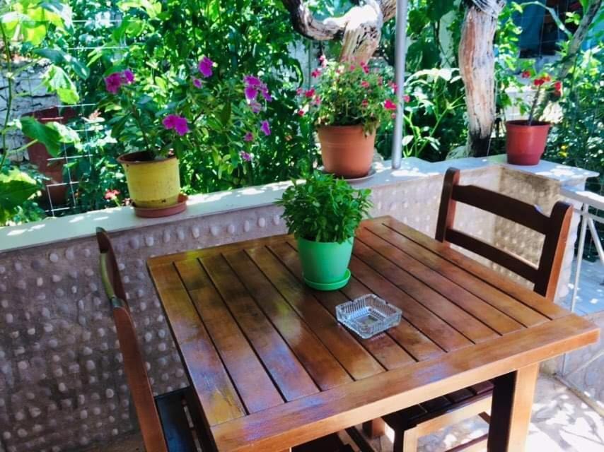 Relaxation Place Hotel Himare Buitenkant foto