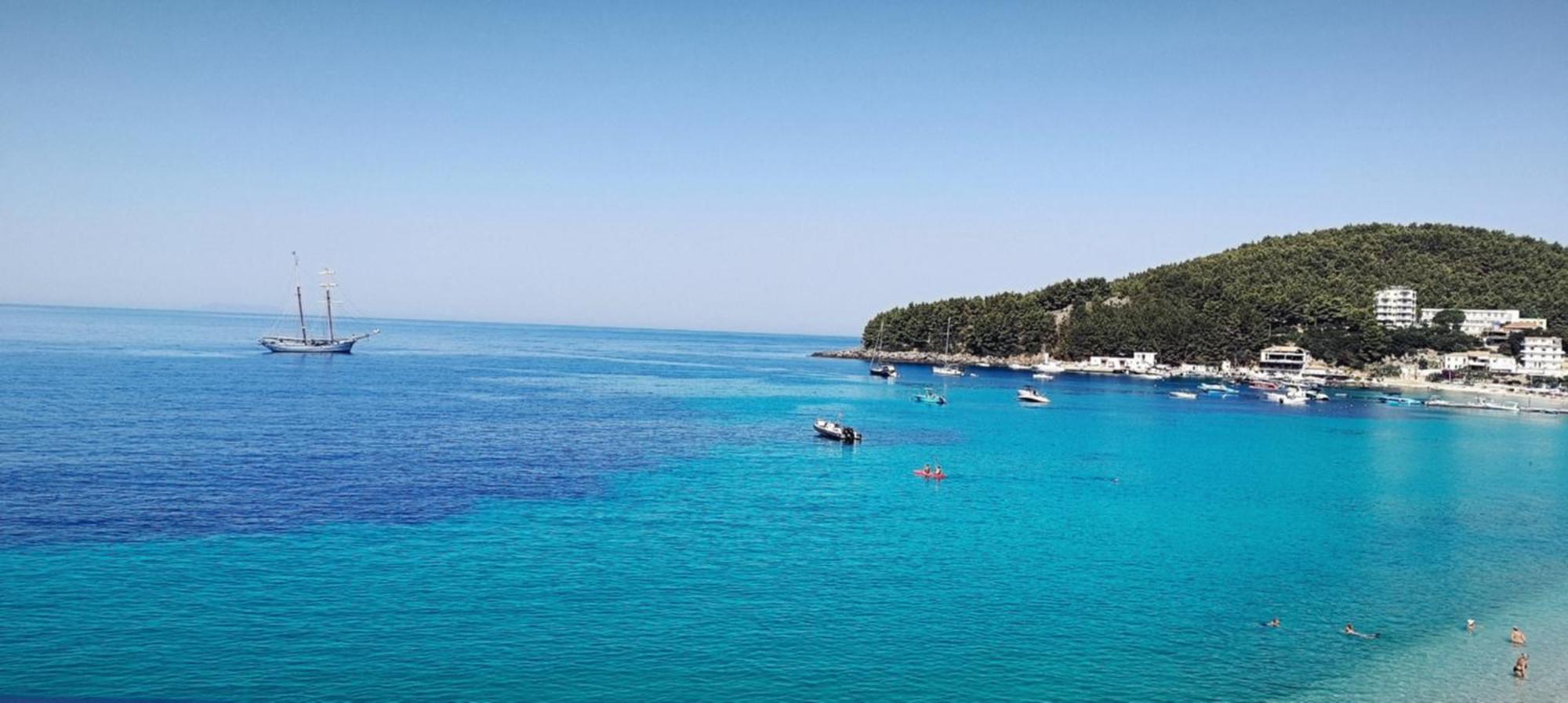 Relaxation Place Hotel Himare Buitenkant foto